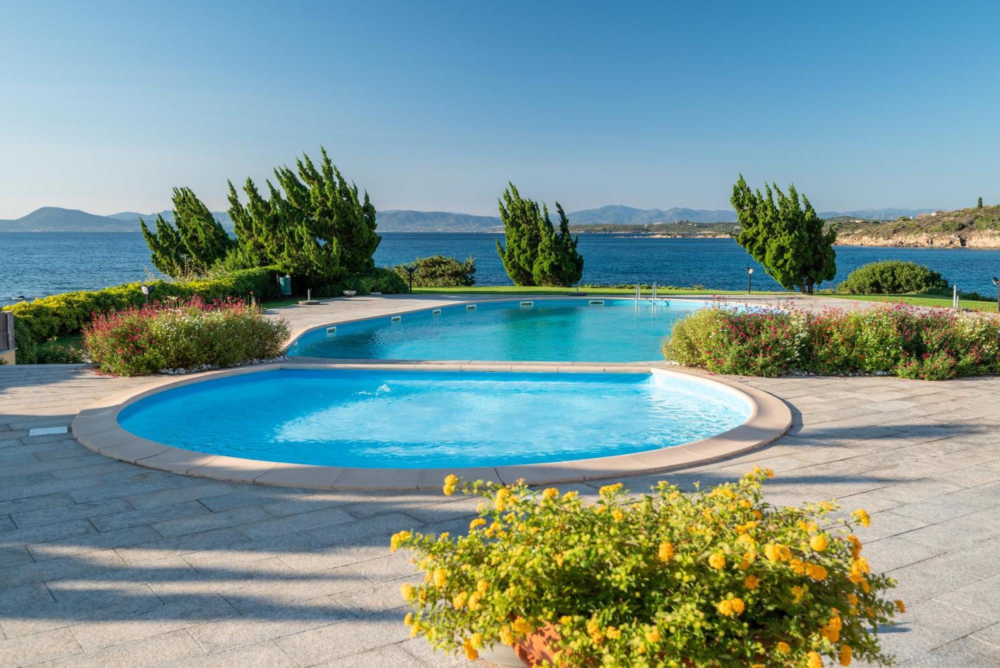 S'Abba Seafront Apartments - Your House In Sardinia Golfo Aranci Εξωτερικό φωτογραφία