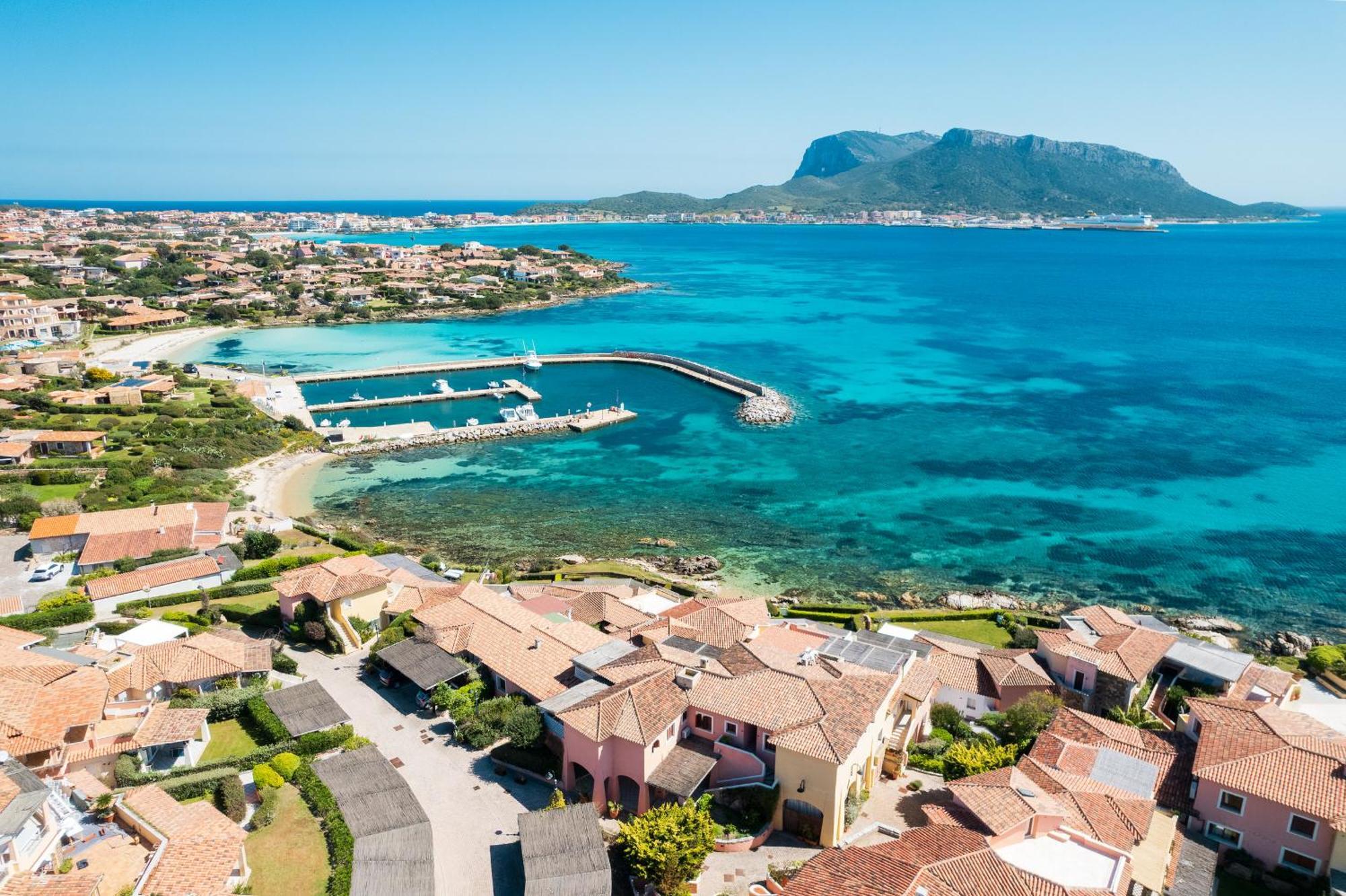 S'Abba Seafront Apartments - Your House In Sardinia Golfo Aranci Εξωτερικό φωτογραφία