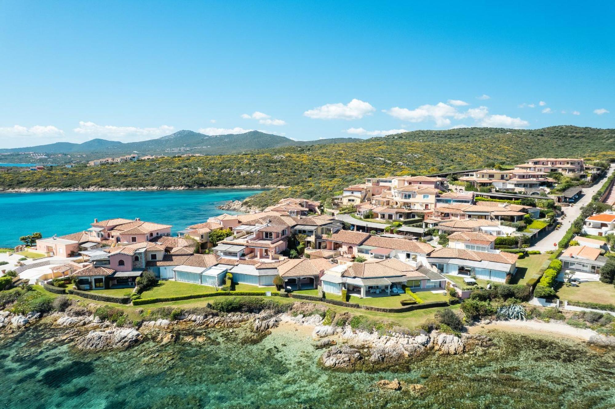 S'Abba Seafront Apartments - Your House In Sardinia Golfo Aranci Εξωτερικό φωτογραφία