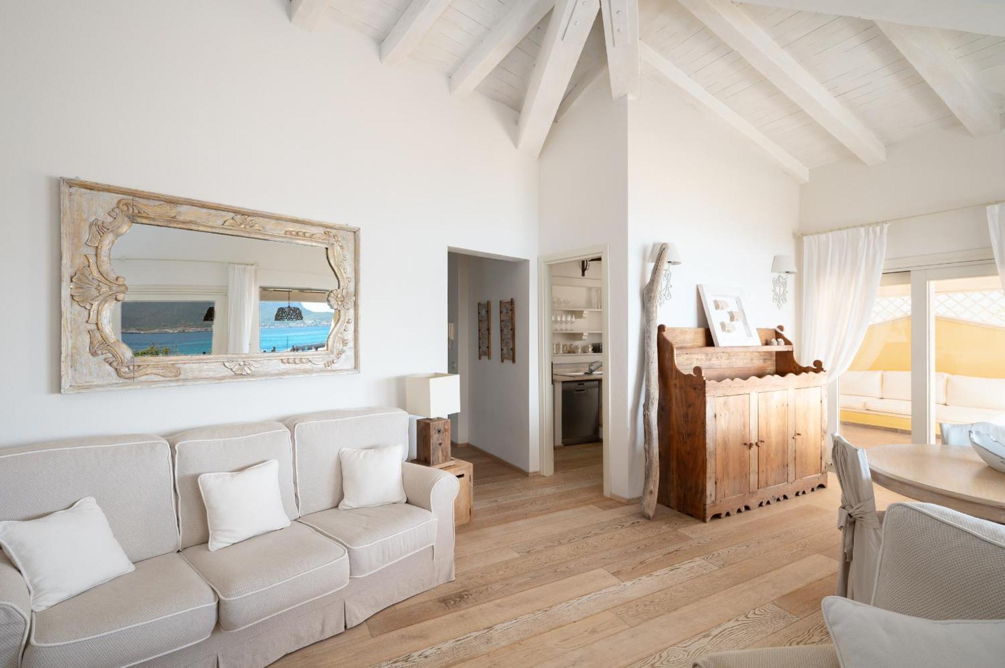 S'Abba Seafront Apartments - Your House In Sardinia Golfo Aranci Εξωτερικό φωτογραφία