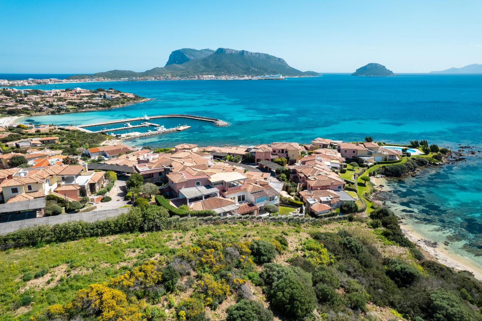 S'Abba Seafront Apartments - Your House In Sardinia Golfo Aranci Εξωτερικό φωτογραφία
